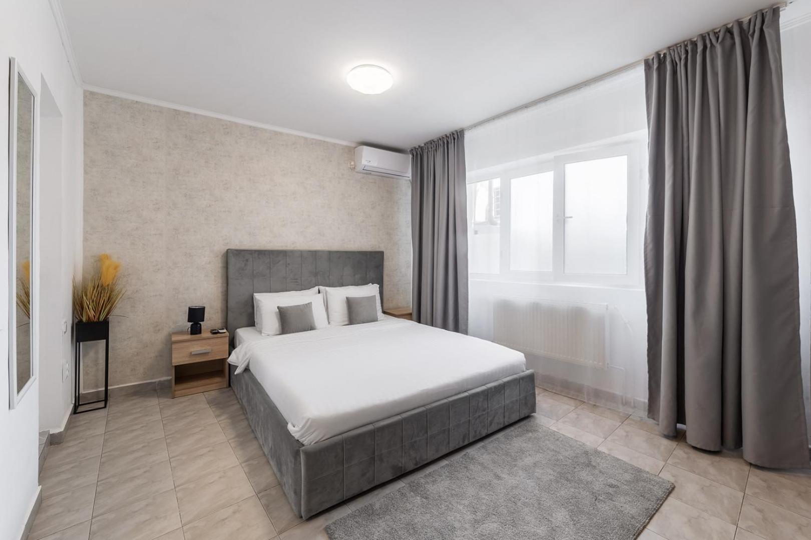 Downtown Victoria Studios By Citybookings 부쿠레슈티 외부 사진